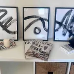 Central , Bright And Modern Flat Up To 4 People
